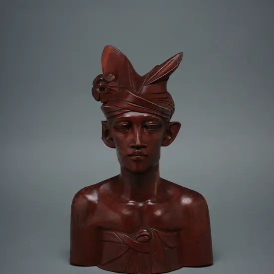 Javanese wooden bust,